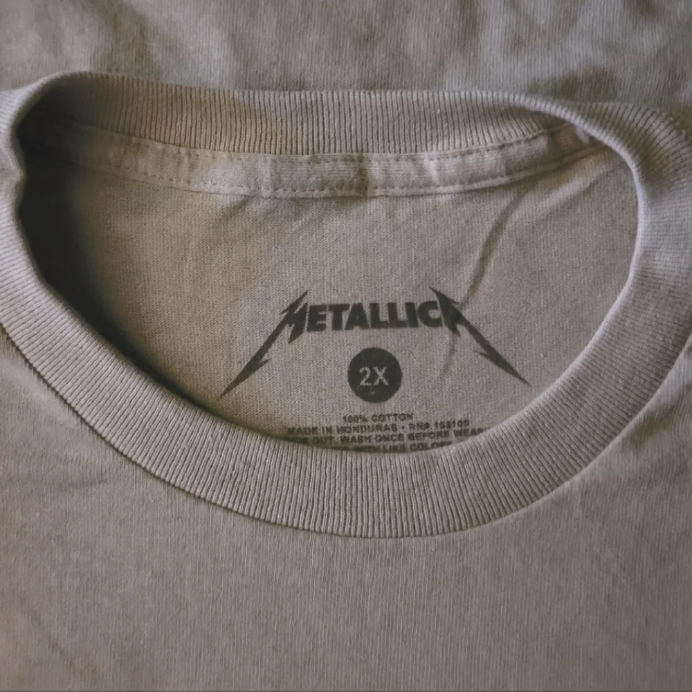 Metallica Live in Concert 92 Retro Shirt - Picture 2 of 3